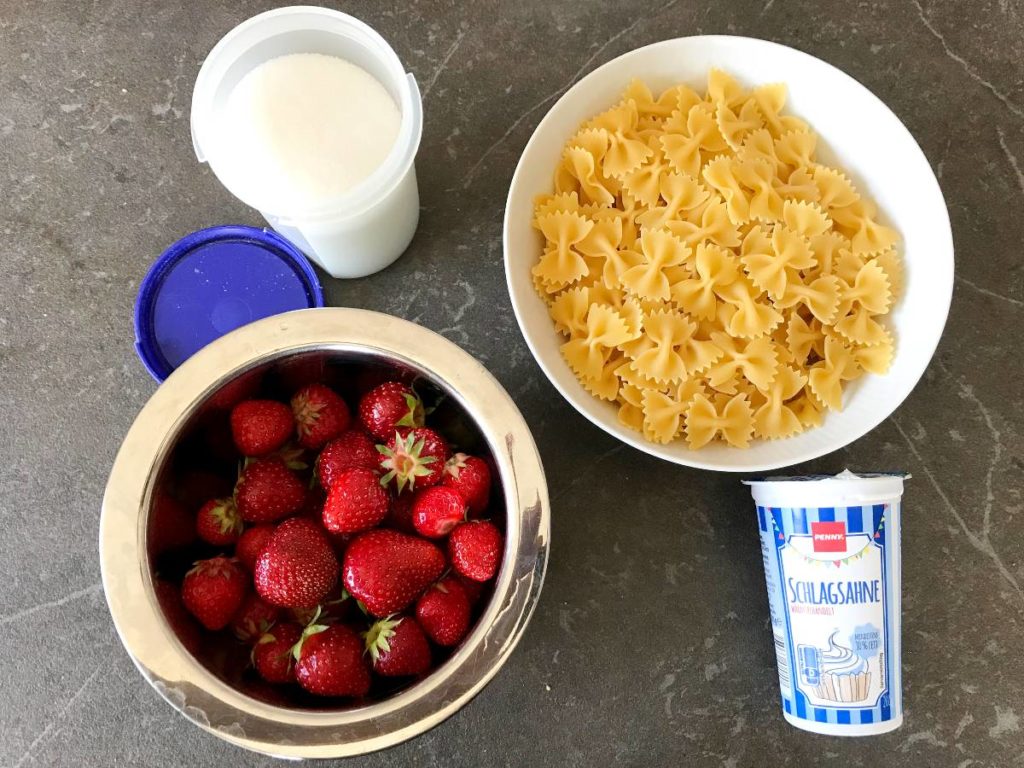 Ingredients for Farfalle with Strawberry sauce
