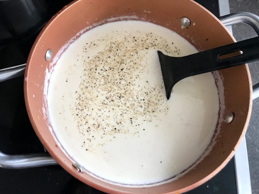 Pepper added to white sauce