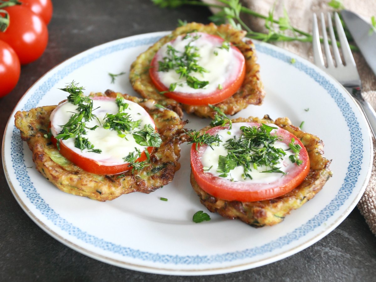 Zucchini appetizers served on a plate.