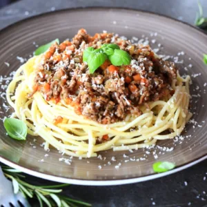 Spaghettoni with Ground Beef Sauce